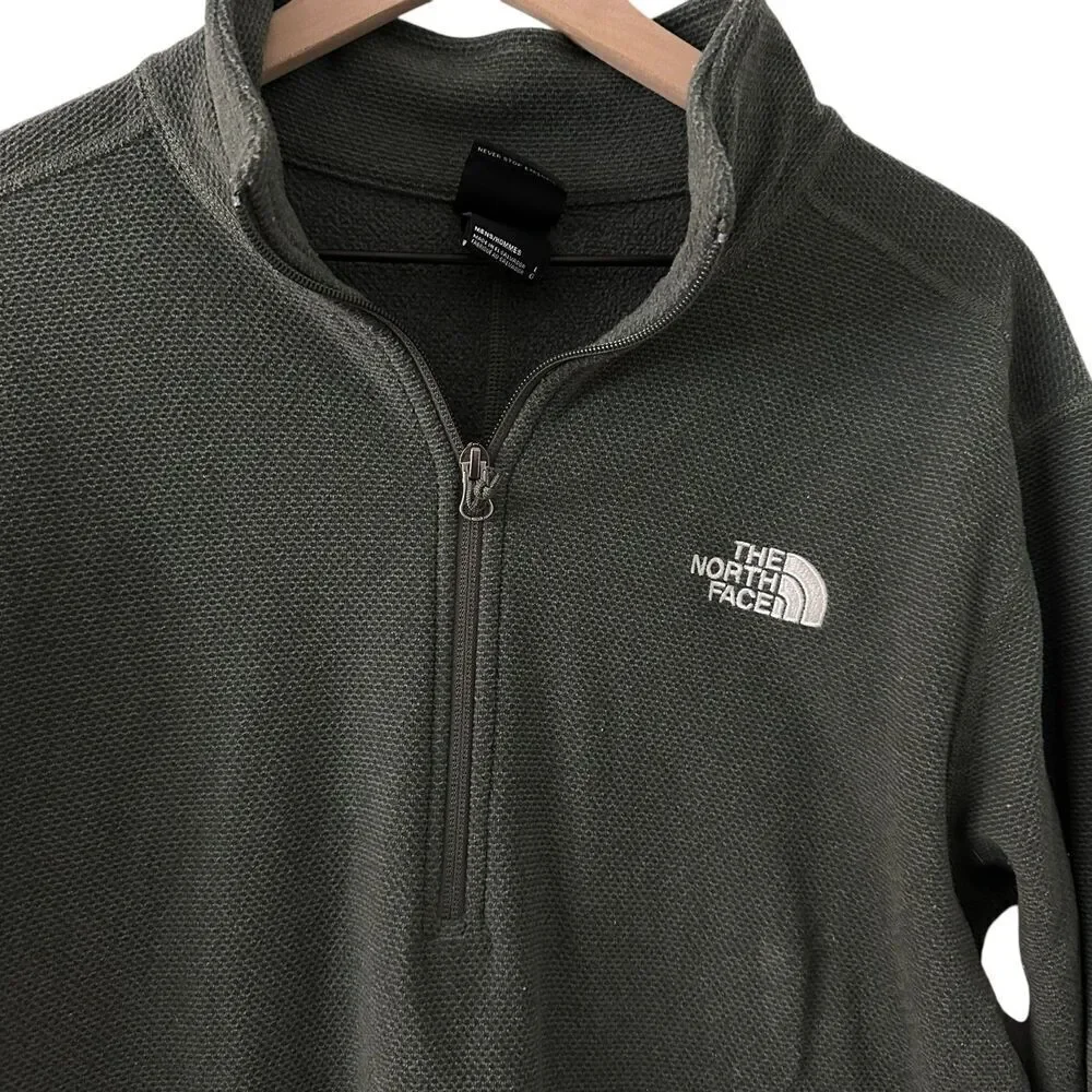 The North Face Green Textured Waffle Quarter-Zip‎ Pullover Fleece – Size L